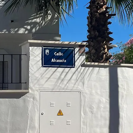 Apartamento Urb Los Naranjos 2 Y 1 Bano, Wifi *
