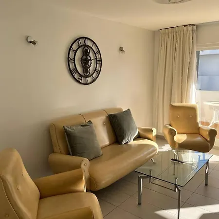 Apartamento Urb Los Naranjos 2 Y 1 Bano, Wifi Marbella