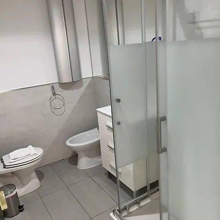 Apartamento Urb Los Naranjos 2 Y 1 Bano, Wifi