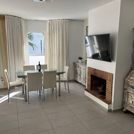 Apartamento Urb Los Naranjos 2 Y 1 Bano, Wifi Apartment *