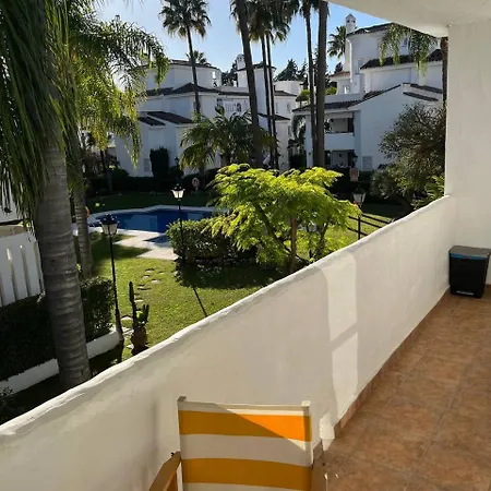 Apartamento Urb Los Naranjos 2 Y 1 Bano, Wifi *