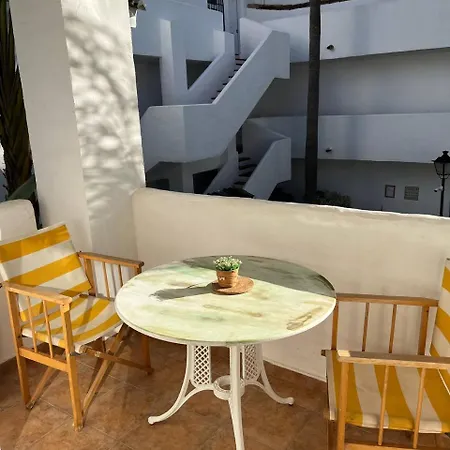 Apartamento Urb Los Naranjos 2 Y 1 Bano, Wifi Apartment Marbella